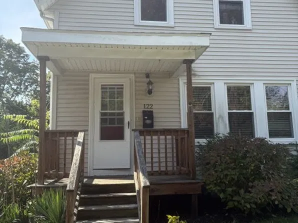 122 Intervale St, Brockton, MA 02302