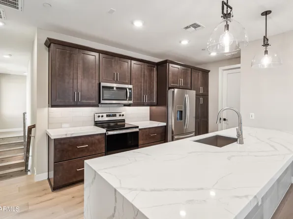 2121 W Sonoran Desert Drive #3, Phoenix, AZ 85085