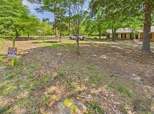 2110 Springdale Dr, Camden, SC 29020