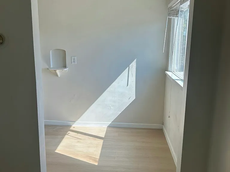 400 W 13th St #1 — Photo 15
