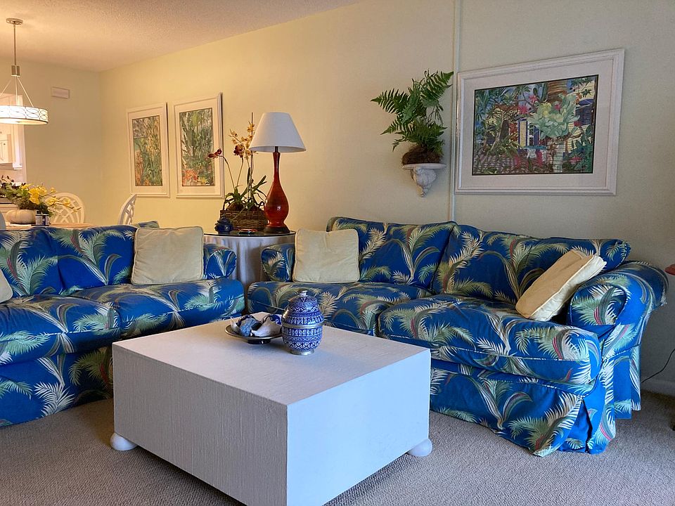 1st image of 1319 E Hillsboro Blvd #U108