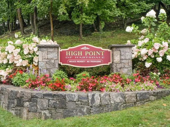 200 High Point Drive #312, Hartsdale, NY 10530