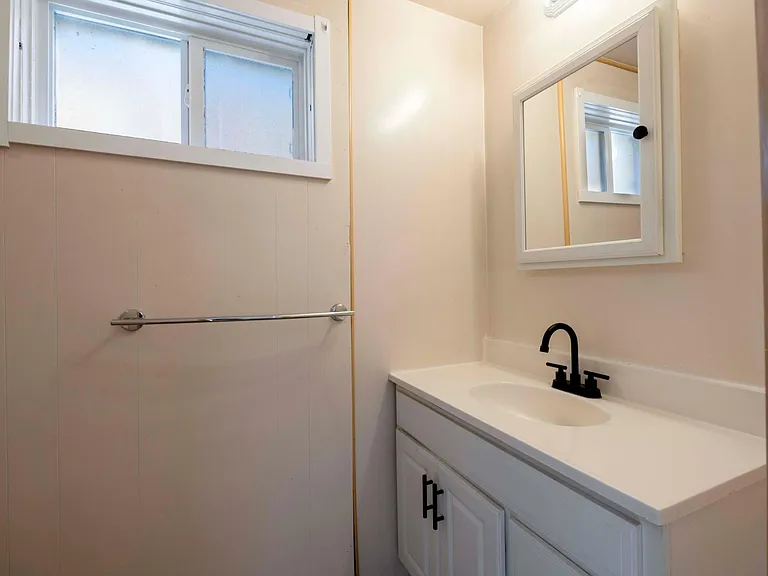 780 E Loveland Ave — Photo 15