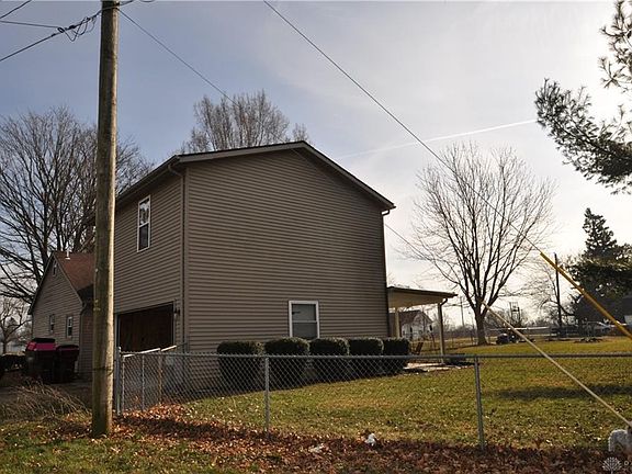 3rd image of 1856 Ross St