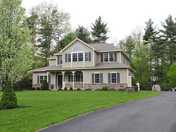 4th image of 9 Harvest Ln