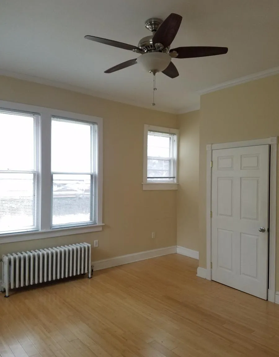 108 N 6th Street Includes Heat — Photo 1