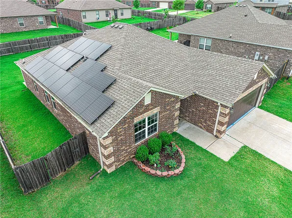 6704 Chestnut Hill Ave, Bentonville, AR 72713