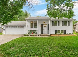 703 N Seminole Dr, Independence, MO 64056