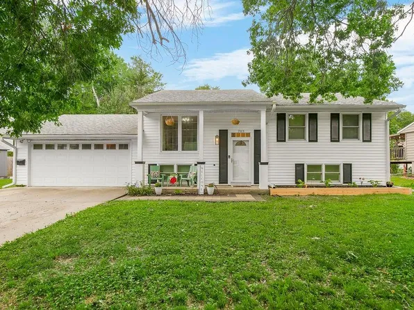703 N Seminole Dr, Independence, MO 64056