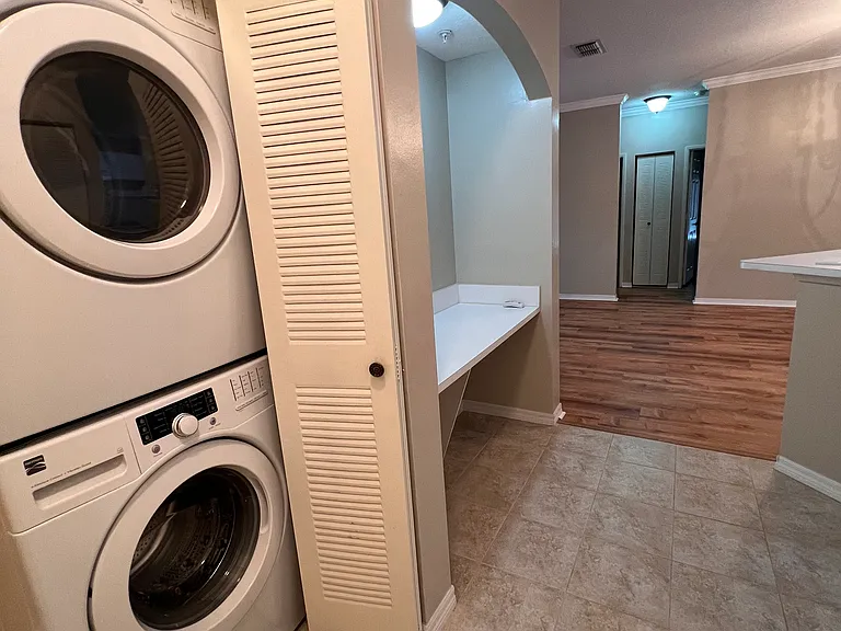 520 Florida Club Blvd #101 — Photo 12