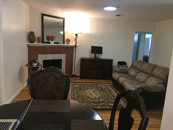 4th image of 5067 Topanga Canyon Blvd