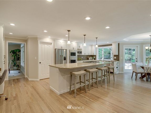 5th image of 17608 NE 142nd St