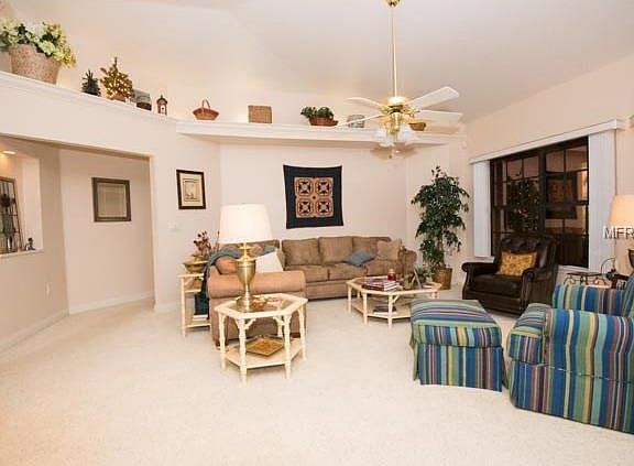 5th image of 739 Martinique Cir