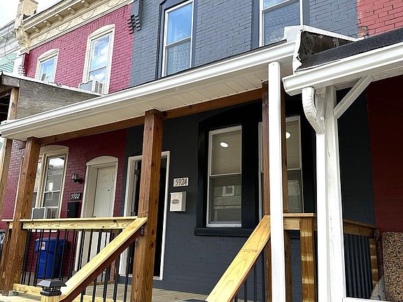 2nd image of 5924 N Beechwood St