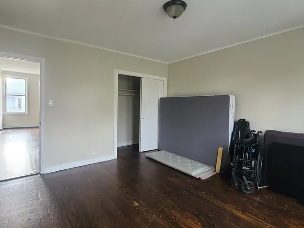 166 Armstrong Avenue image 10 of 18