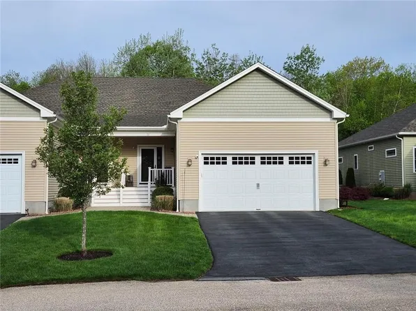 16 Kimberly Ct, North Kingstown, RI 02852
