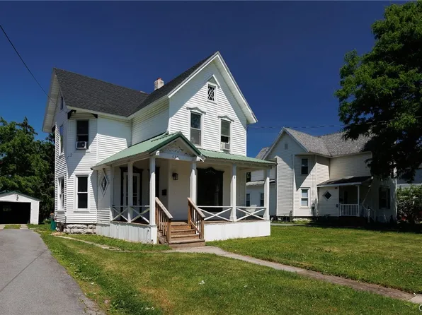 637 Thompson St, Watertown, NY 13601