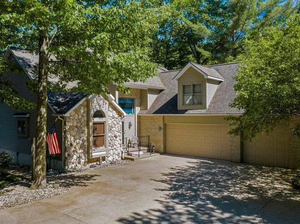 11577 Enchanted Dr, Frederic, MI 49733