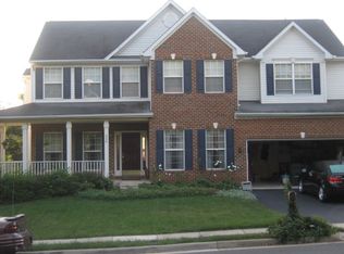 326 Lake View Way NW, Leesburg, VA 20176