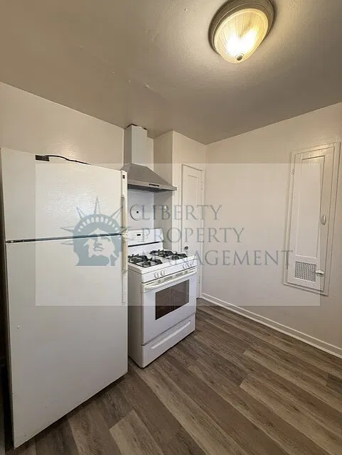 1 bed, $1,195 — Photo 4