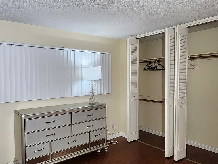 1811 Pelham Ave #10 — Photo 7