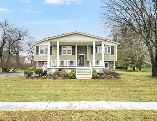 20 Briarwood Ave Photo 1