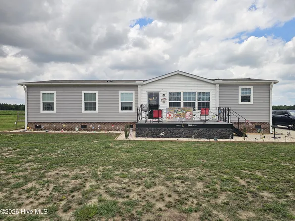 2866 Basstown Road, Clinton, NC 28328