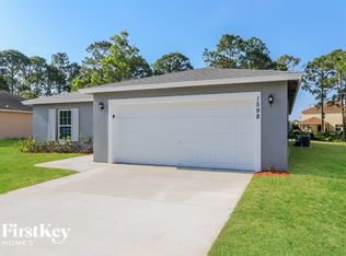 1598 SW Mullinax Ave, Port Saint Lucie, FL 34953