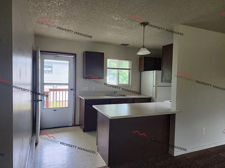610 E Pioneer Ave #1-24 — Photo 6