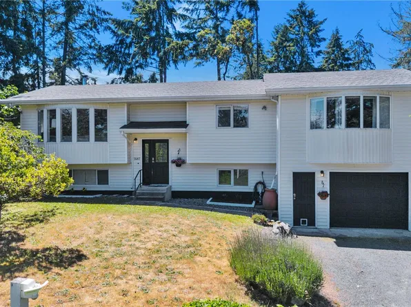 7487 Forest Turn, Lantzville, BC V0R 2H0