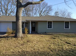 124 Granny Rd, Farmingville, NY 11738