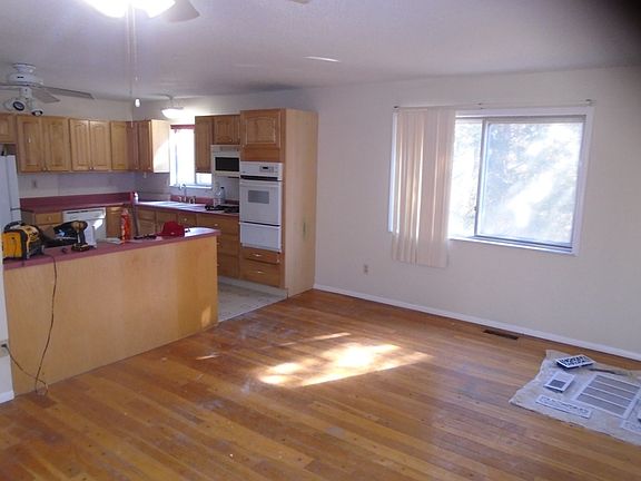4th image of 1242 Huntsman Dr