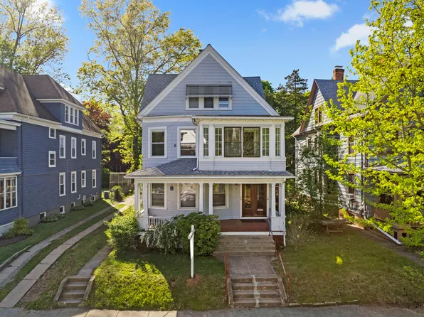 38 Hubinger Street, New Haven, CT 06511