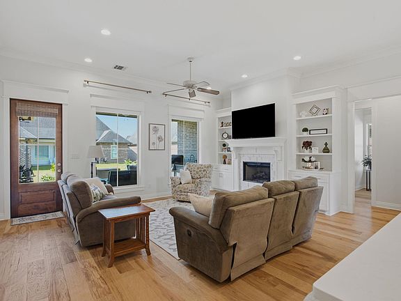 4th image of 3747 Willow Lake Dr