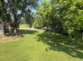 1 Timber View Ct, Dubuque, IA 52001