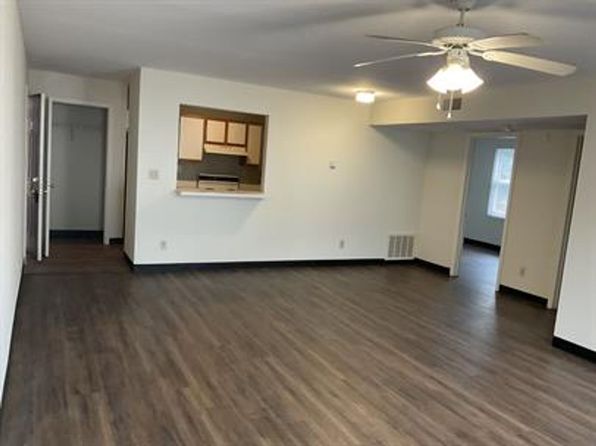 1490 Elm Rd #1