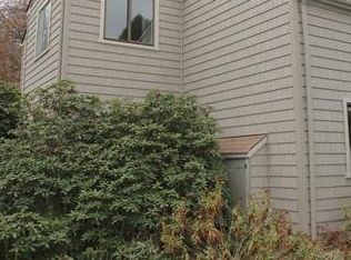 53 Wedgewood Rd UNIT A, Stratford, CT 06614