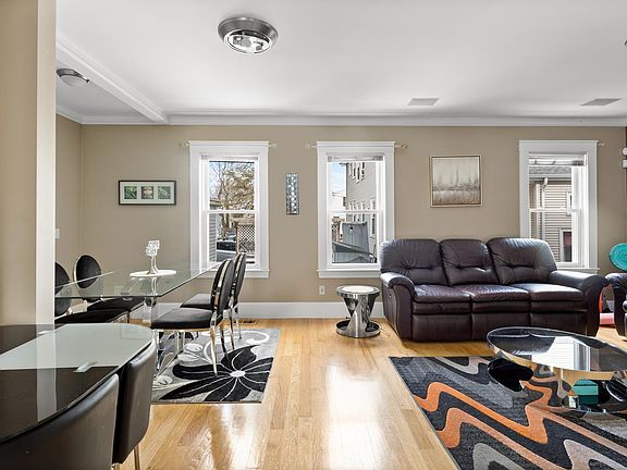 5th image of 87 Tolman St #87