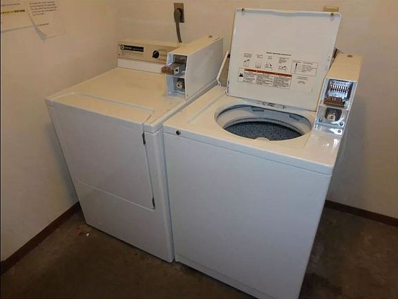 2nd image of 4424 Eastridge Dr #14