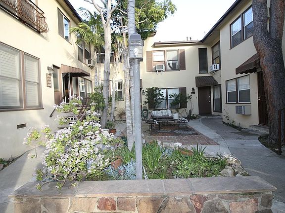 4th image of 352 S Camden Dr #352
