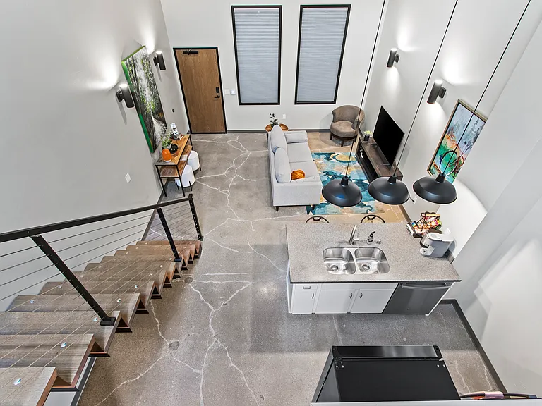 City Center Lofts — Photo 53