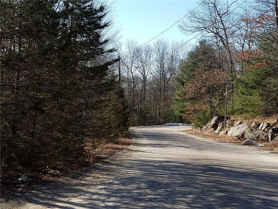 1st image of 24 Arrowhead Ln
