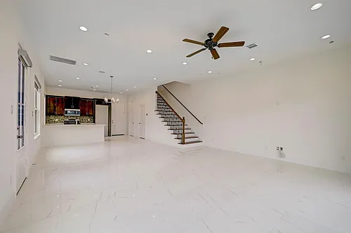 2133 Naomi St #0 Photo 1