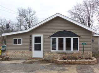 107 Forrest Ave, Edgerton, WI 53534