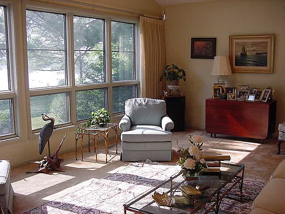 3rd image of 6495 Powhatan Dr