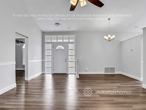 4th image of 1042 Covington St