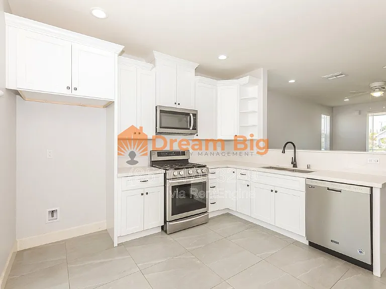 5167 Peony Ct — Photo 8