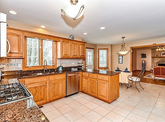 4th image of 17608 Dolorosa Dr