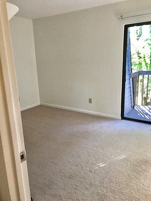 Bed room