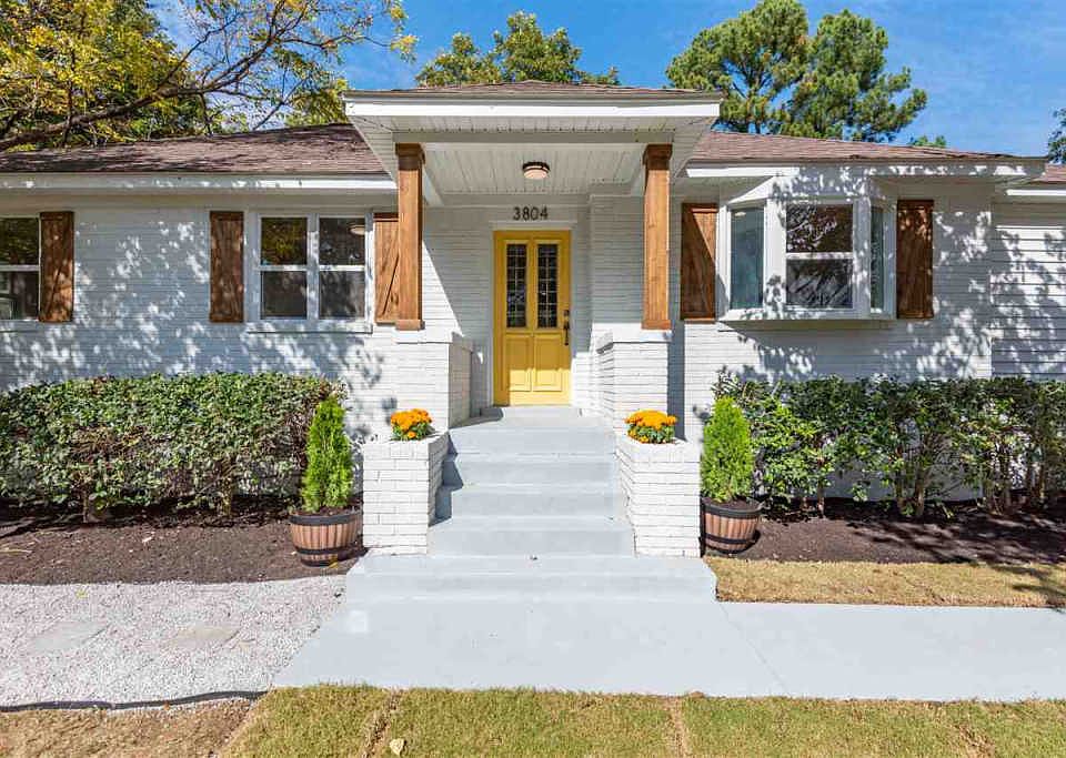 1st image of 3804 Montclair Dr